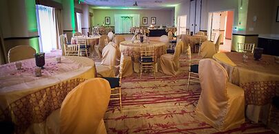 Holiday Inn Express & Suites Denver South - Castle Rock by IHG