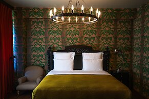 Rooms Hotel Tbilisi