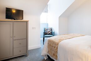 SACO Jersey Merlin House