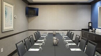 Holiday Inn Indianapolis Airport by IHG