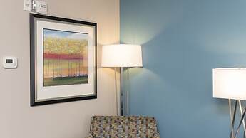 Holiday Inn Indianapolis Airport by IHG