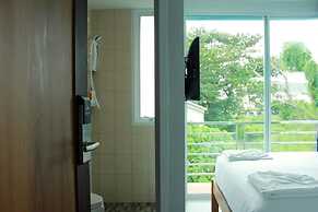 Cheeky Monkey's Samui