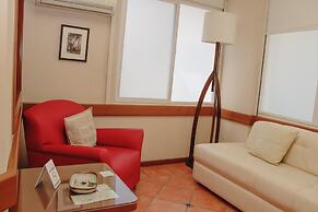 Alcazar Suites