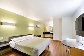 Motel 6 Charles Town, WV