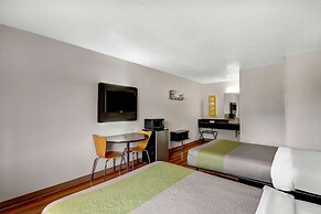 Motel 6 Charles Town, WV