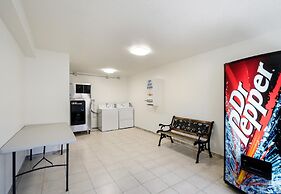 Motel 6 Charles Town, WV