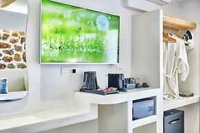 Liana Beach Hotel & Spa