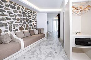 Liana Beach Hotel & Spa