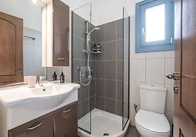 Liana Beach Hotel & Spa