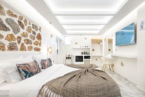 Liana Beach Hotel & Spa