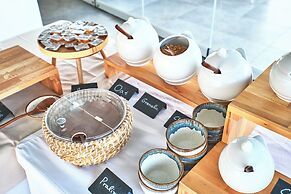 Liana Beach Hotel & Spa