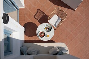 Liana Beach Hotel & Spa