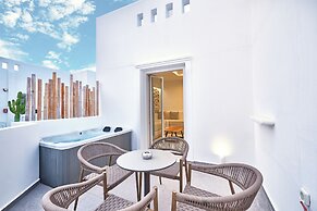 Liana Beach Hotel & Spa