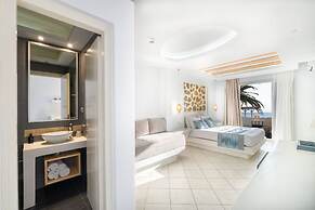 Liana Beach Hotel & Spa