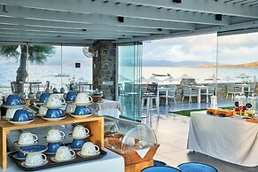 Liana Beach Hotel & Spa