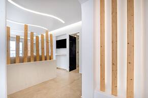 Liana Beach Hotel & Spa