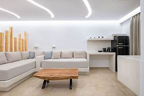 Liana Beach Hotel & Spa