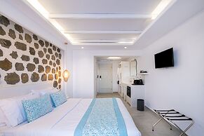 Liana Beach Hotel & Spa