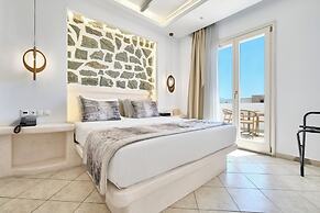 Liana Beach Hotel & Spa