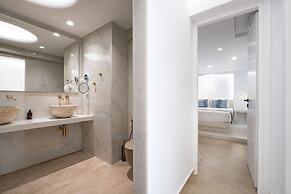 Liana Beach Hotel & Spa