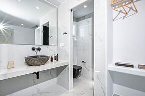 Liana Beach Hotel & Spa