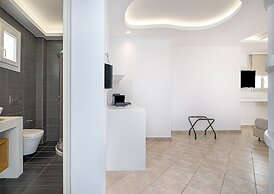 Liana Beach Hotel & Spa