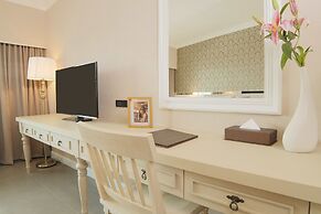 The Raya Surawong Bangkok