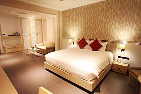 The Raya Surawong Bangkok