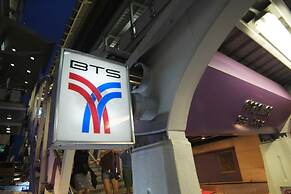 The Raya Surawong Bangkok