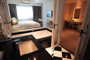 The Raya Surawong Bangkok