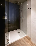 Yurbban Trafalgar Hotel