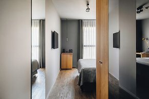 Uma House by Yurbban Trafalgar