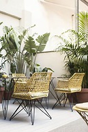 Yurbban Trafalgar Hotel