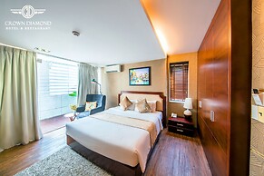 Crown Diamond Hotel