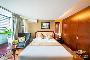 Crown Diamond Hotel