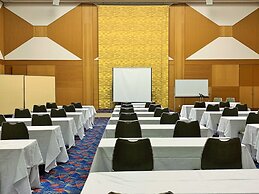 Okubiwako Makino Grand Park Hotel