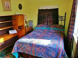 The Harbor House Bed & Breakfast