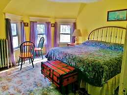The Harbor House Bed & Breakfast
