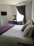 The Barley Sheaf Inn