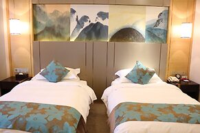 Ramada Yiyang Taojiang