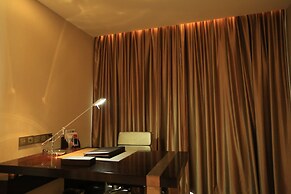 Ramada Yiyang Taojiang