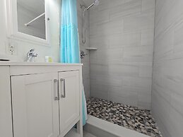 Sea Scape Oceanfront Motel