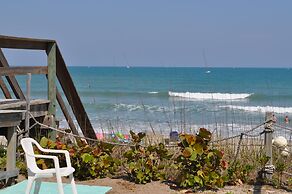 Sea Scape Oceanfront Motel