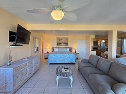 Sea Scape Oceanfront Motel