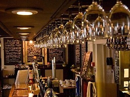 Dun Cow Inn