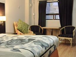 American Plaza Motel