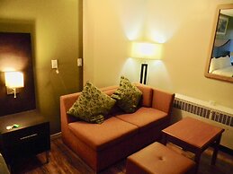 American Plaza Motel