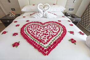 Radisson Collection Muscat, Hormuz Grand