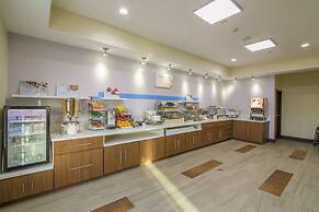 Holiday Inn Express & Suites Raymondville by IHG