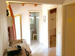 Almyra Apartments & Studios